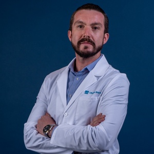 Dr. Bruno Solari